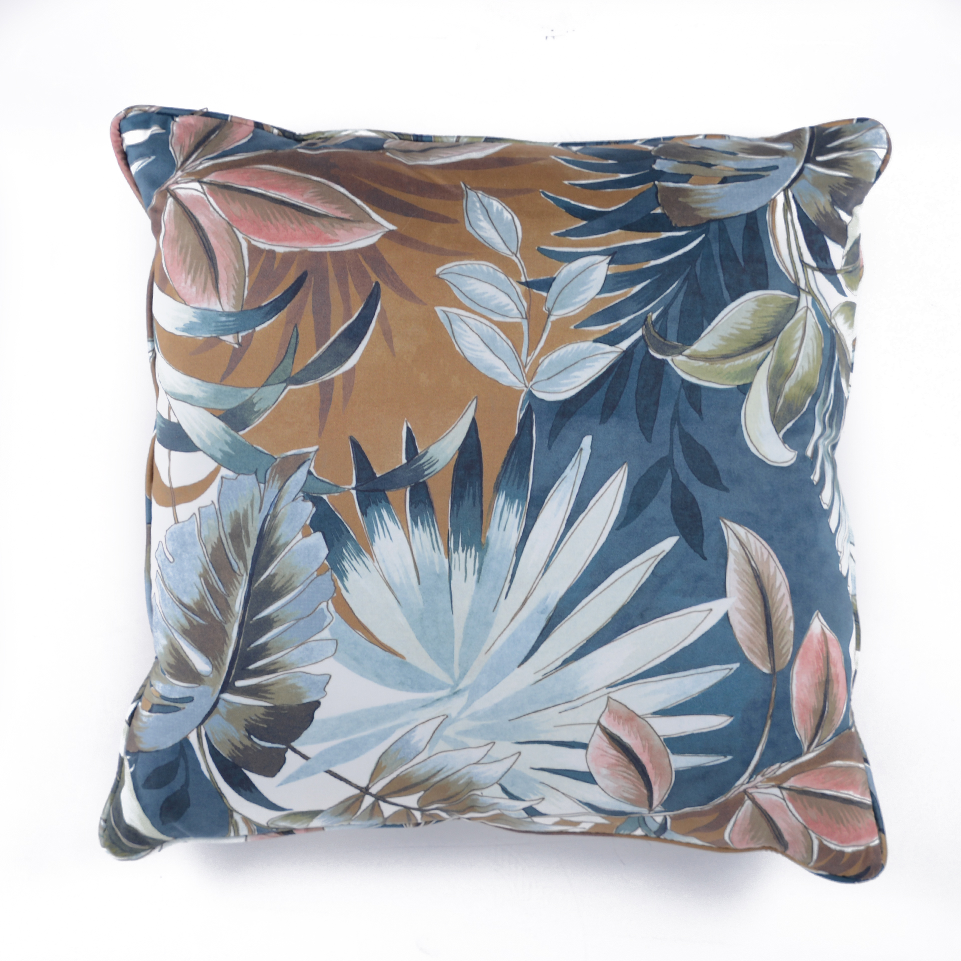 ALMOHADA WHITE LOTUS
