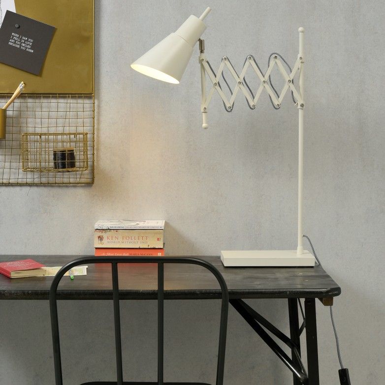 WHITE OXFORD TABLE LAMP