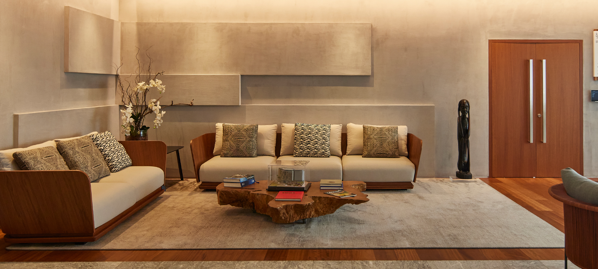 TGV Interiores - Corporate project in Luanda - Standard Bank