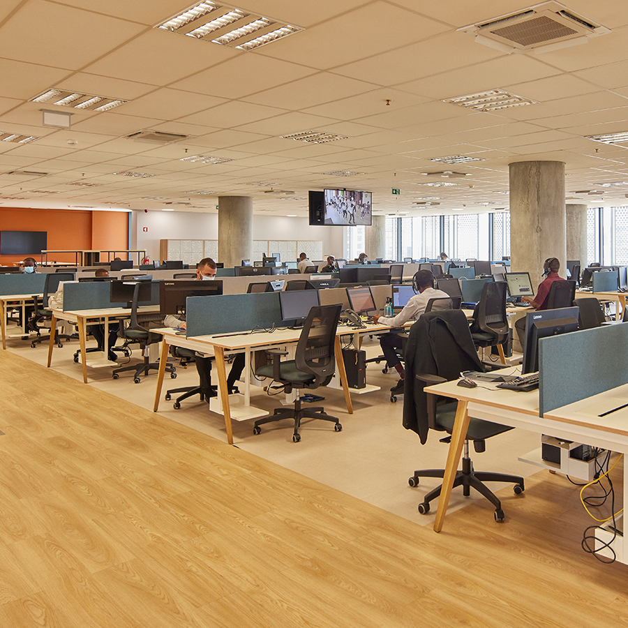 TGV Interiores - Corporate project in Luanda - Standard Bank