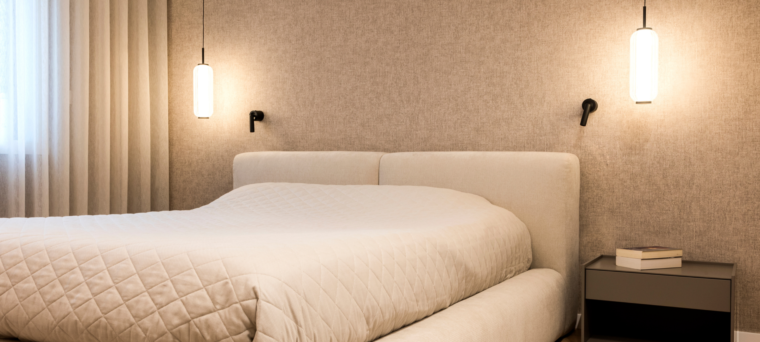 Quarto em tons bege TGV Interiores